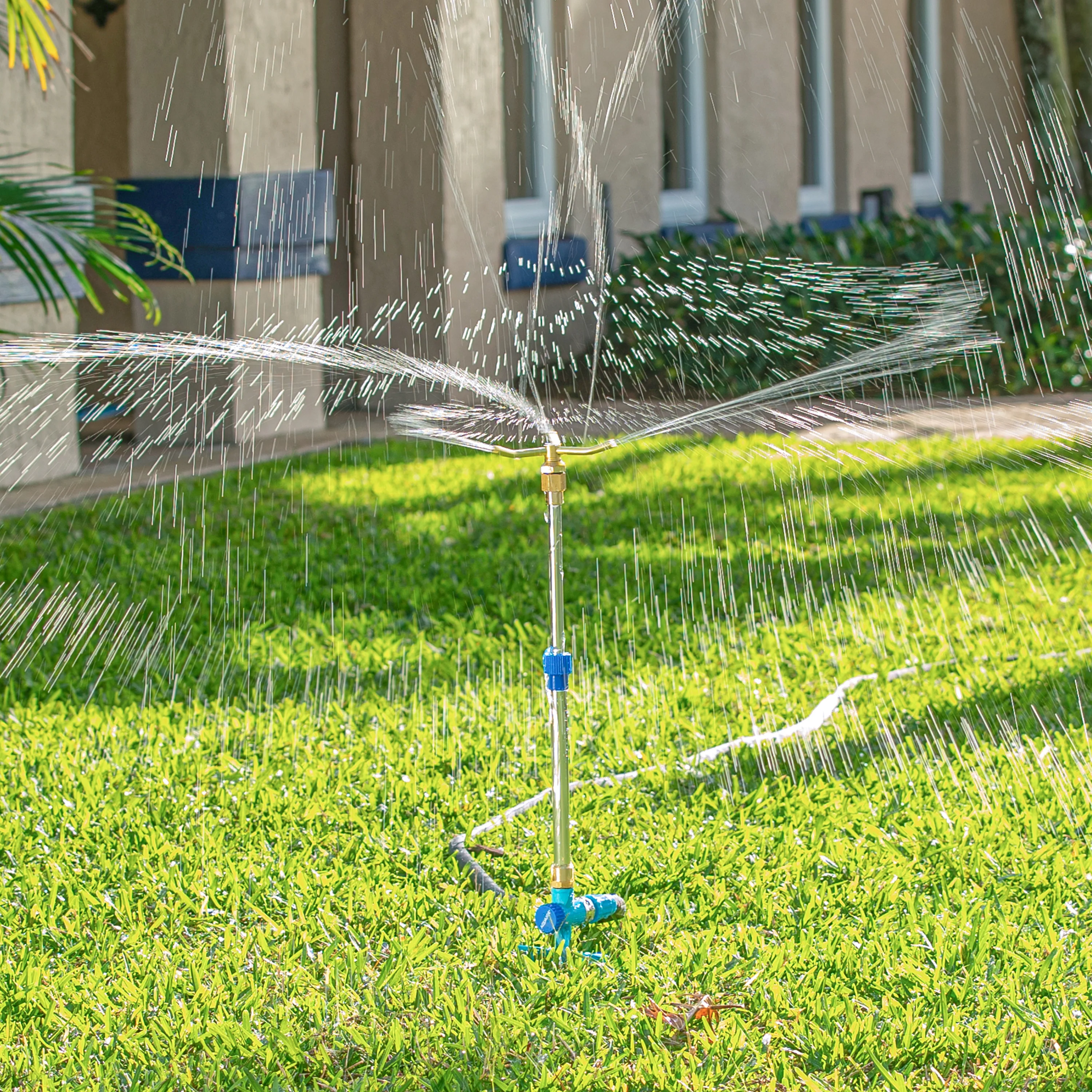 Aqua Joe AJ-ISTAS 3-Arm Brass Rotary 360-Degree Telescoping Sprinkler | 1390 Sq. Ft. Max Coverage - Image 4
