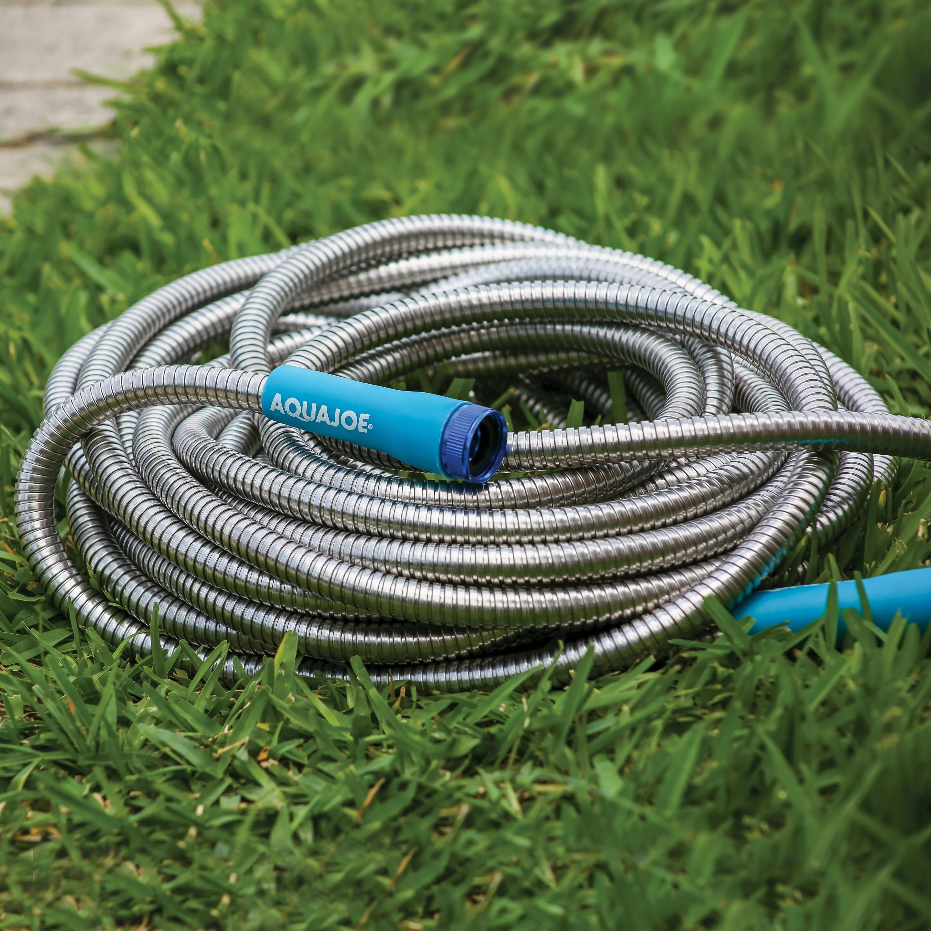 Aqua Joe Heavy-Duty Puncture Proof Metal Garden Hose | 50-Foot | 304-Stainless Steel | Spiral Constructed | 1/2-Inch Diameter - Image 9