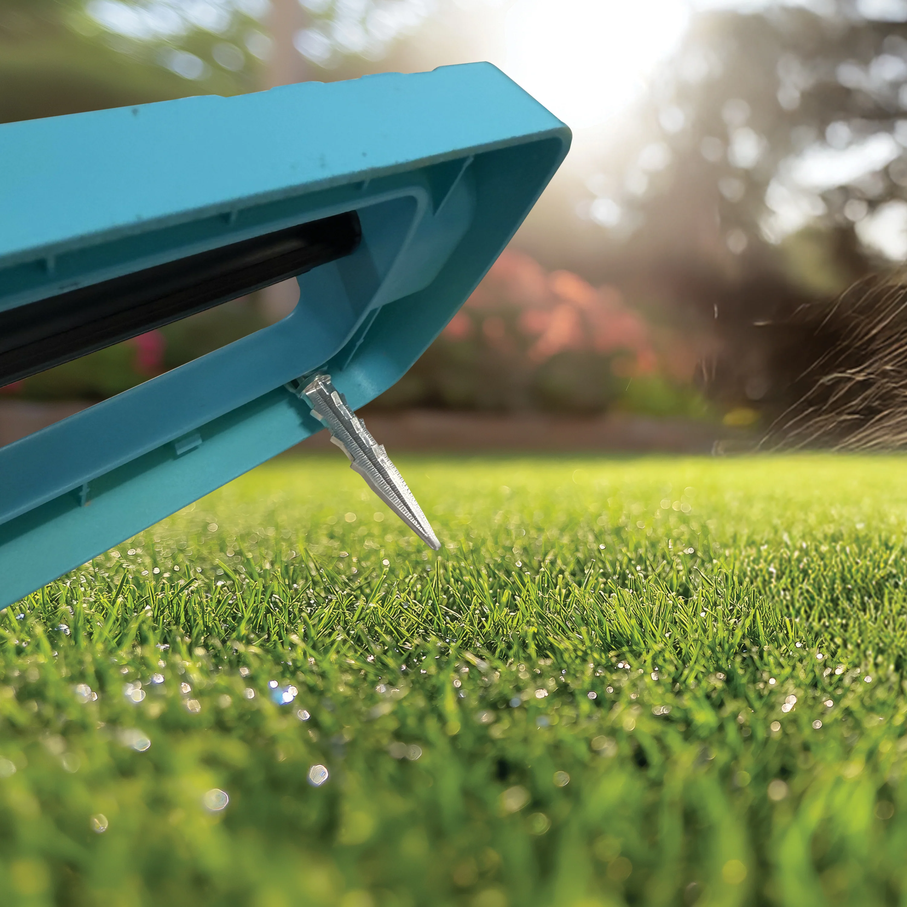 Aqua Joe Oscillating Sprinkler With Metal Ground Spike | Adjustable Spray Position | 3,400 Sq. Ft. Max Coverage - Image 8