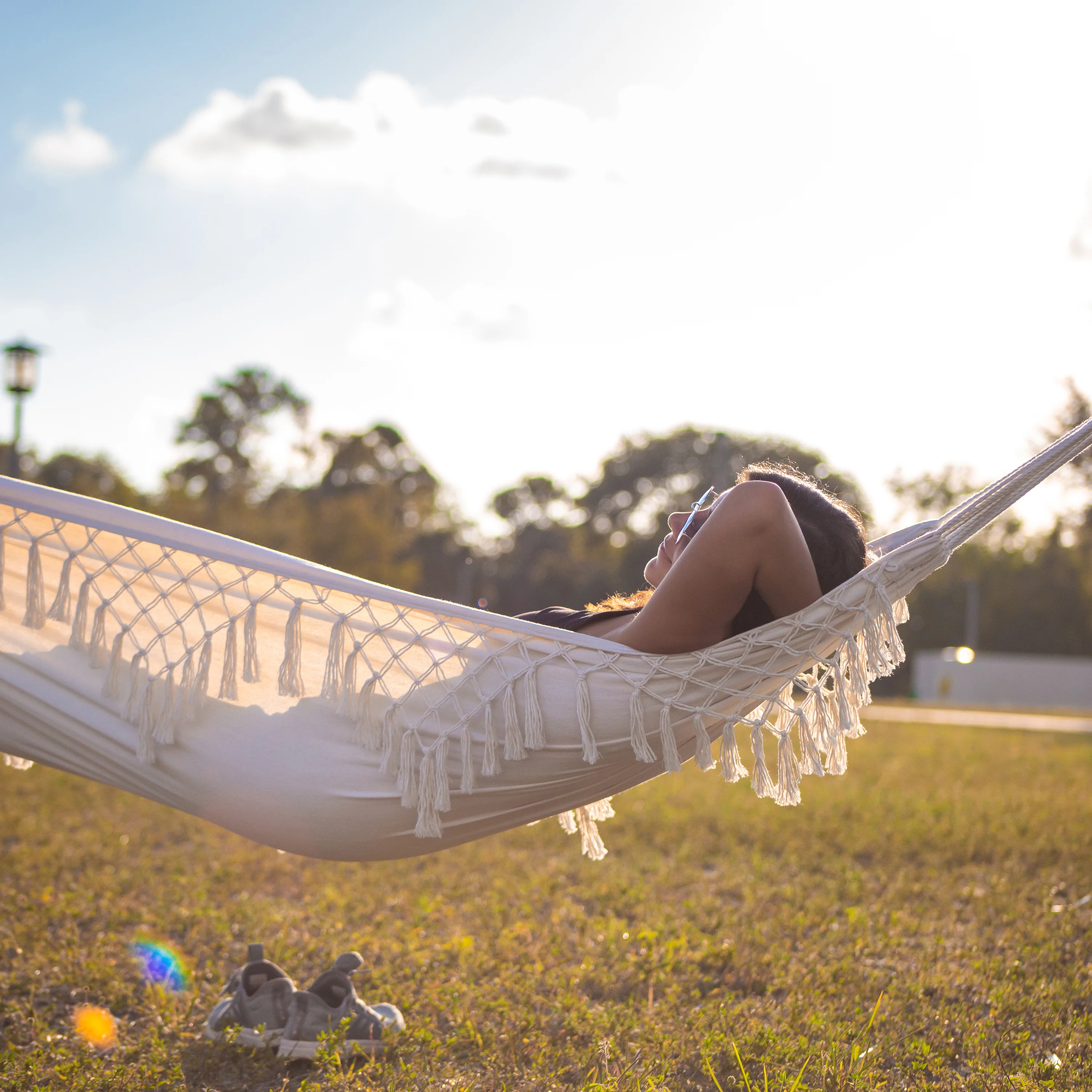 Bliss Hammocks BH-400FR Brazilian Style Hammock in a Bag w/ Fringe & Hanging Hardware | 40-in. Wide | 250 Lb. Capacity - Image 11