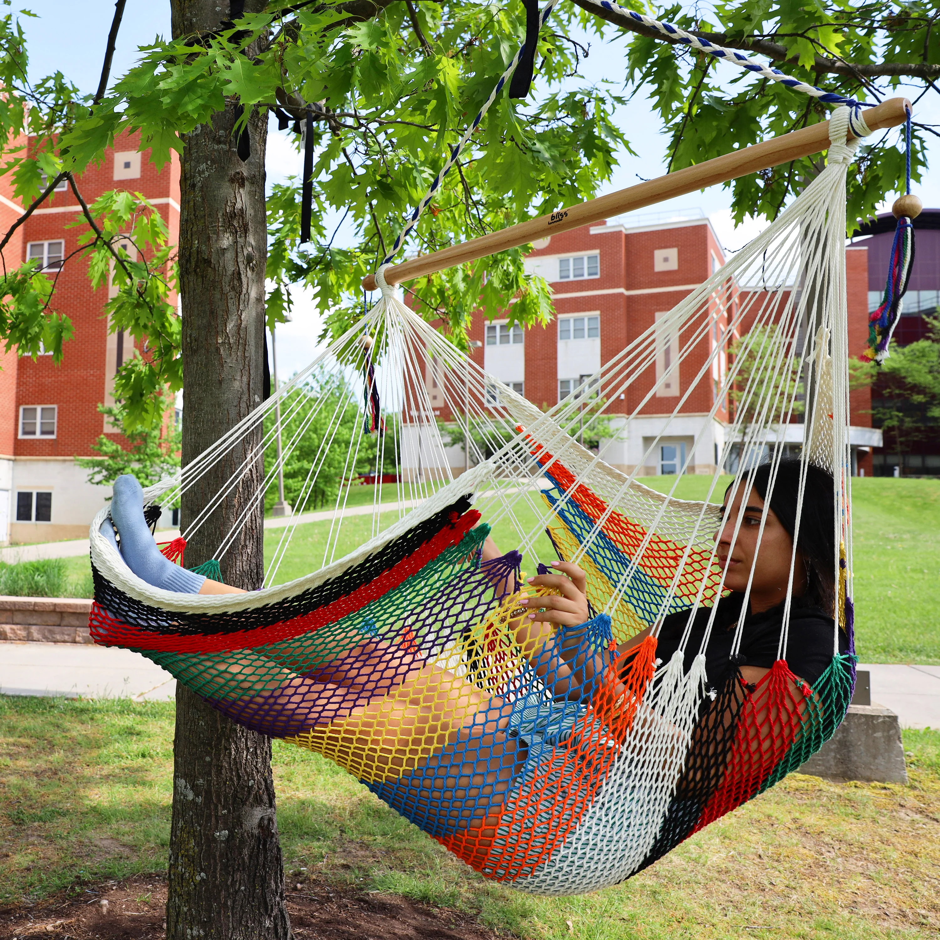 Bliss Hammocks BHC-412 Island Rope Hammock Chair W/ Spreader Bar & Hanging Hardware | 40-in. Wide | 265 Lb. Capacity (Multi-Color) - Image 5