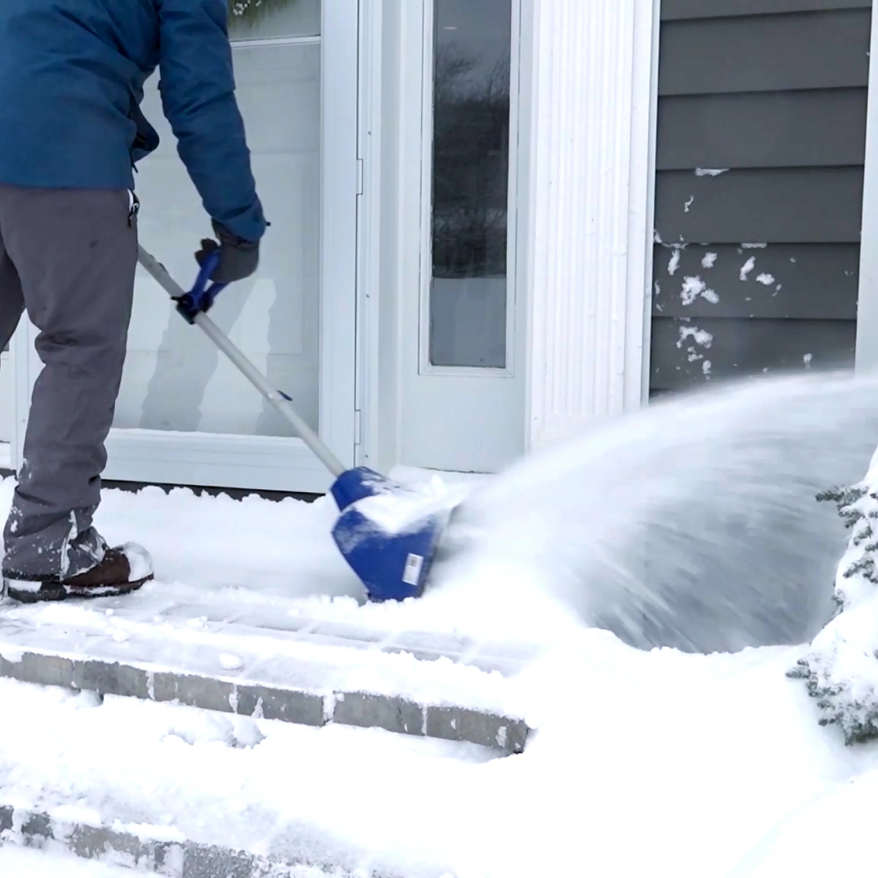 Snow Joe 24-Volt* IONMAX Cordless Snow Shovel Kit | 11-Inch | W/ 4.0-Ah Battery + Charger - Image 15