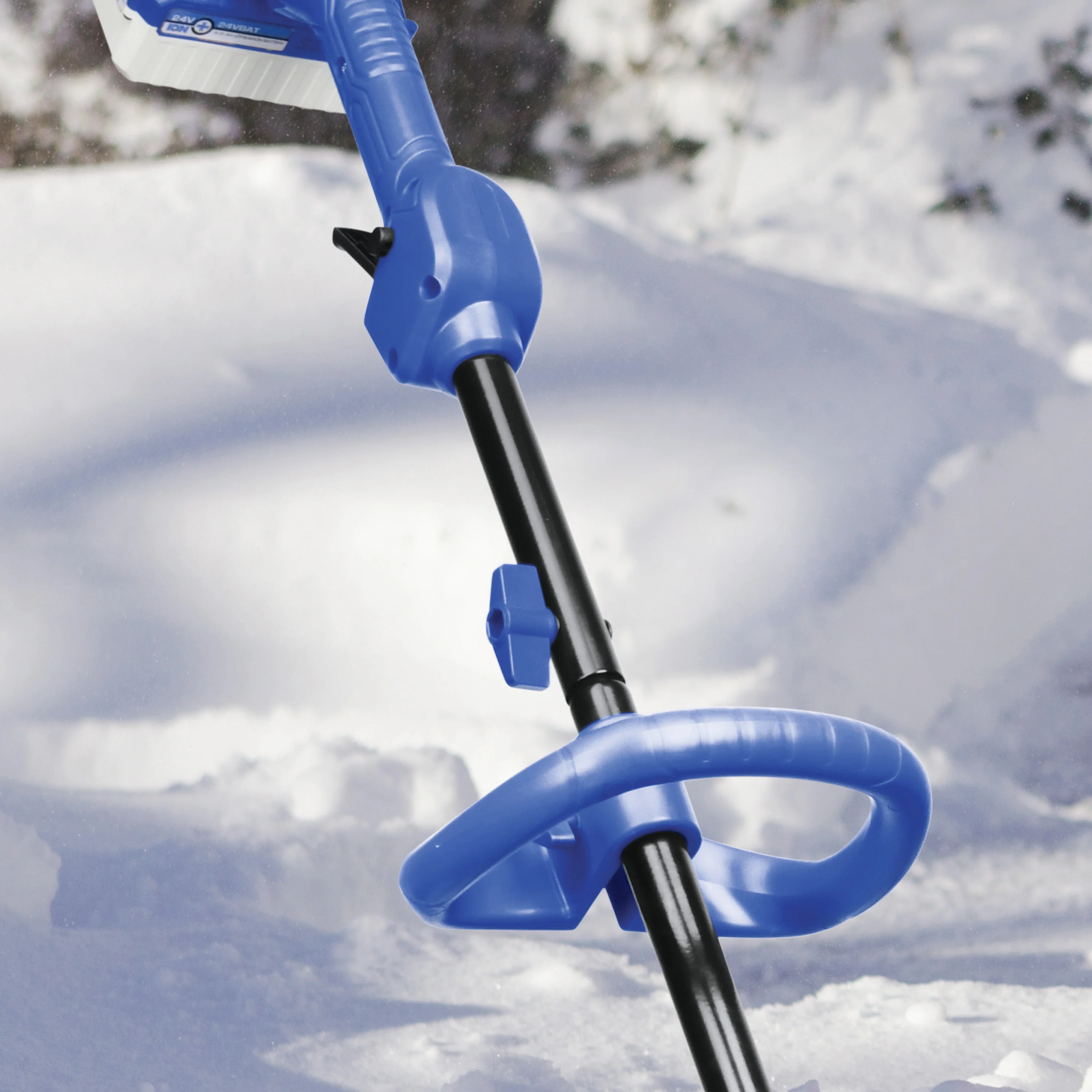 Snow Joe 24V-X2-13SS 48-Volt* IONMAX Cordless Snow Shovel Kit | 13-inch | W/ 2 x 4.0-Ah Batteries + Dual Port Charger - Image 7