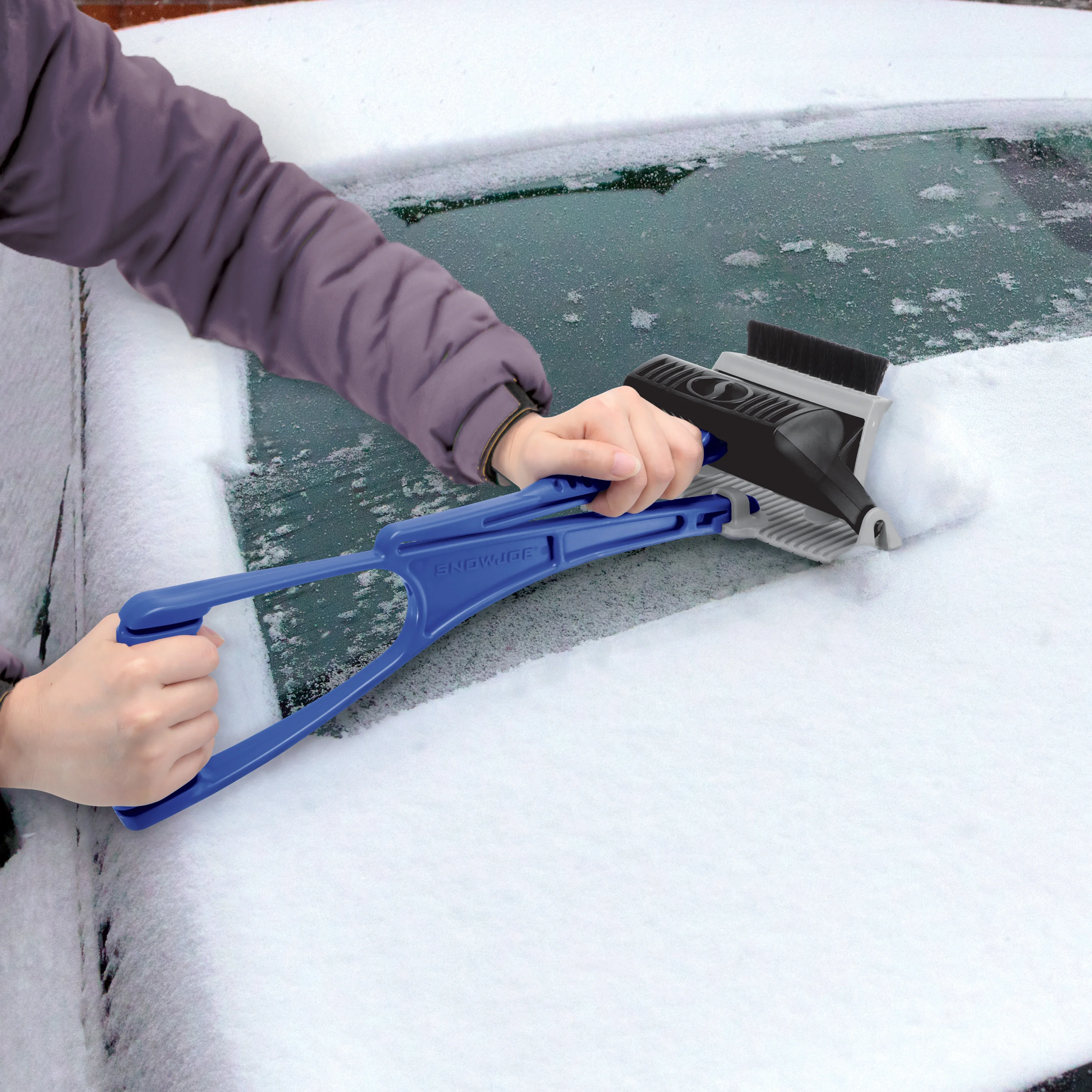 Snow Joe IceDozer Ice & Snow Scraper | Ice Breaking Teeth | Bristle Brush Attachment - Image 6