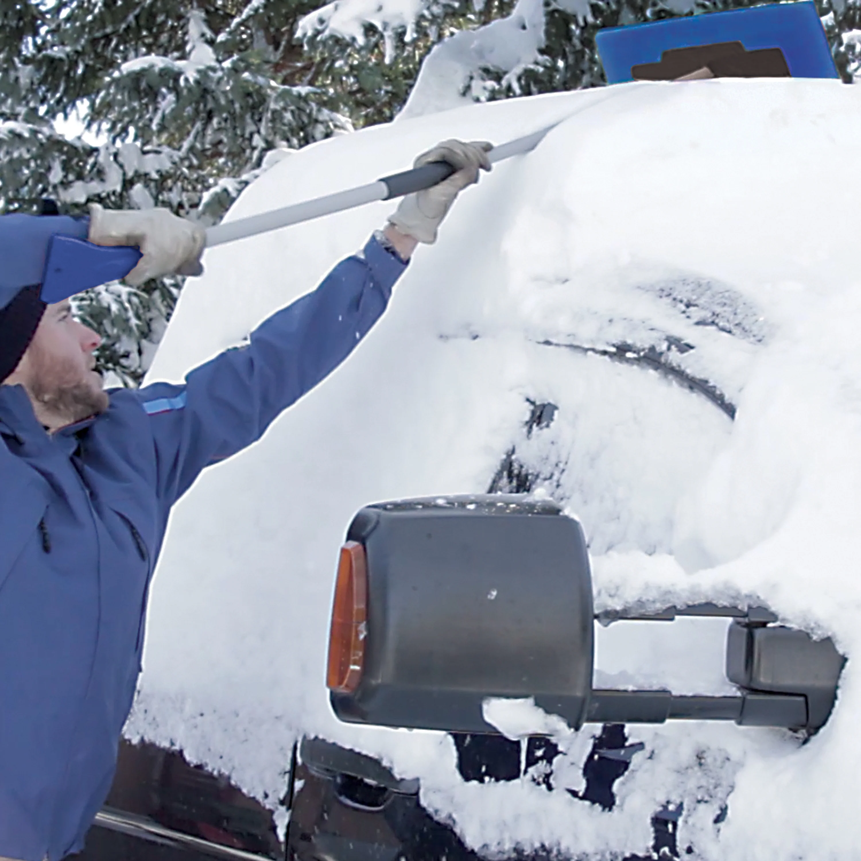 Snow Joe SJBLZD-JMB-SJB 2-In-1 Telescoping Jumbo Snow Broom + Ice Scraper | 19-Inch - Image 3
