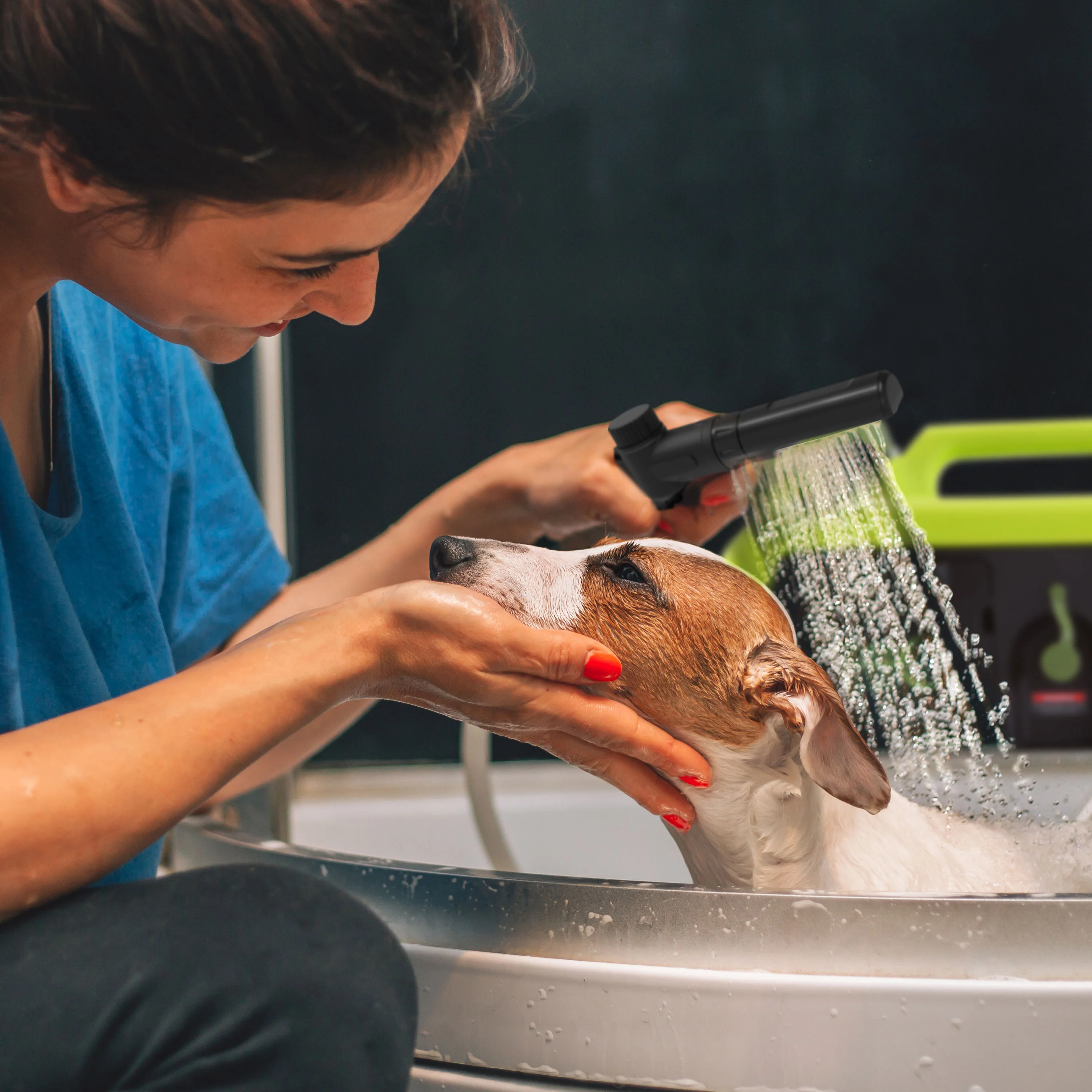 Sun Joe 24V-PSW25 24-Volt* IONMAX Cordless Go-Anywhere Portable Sink/Shower Spray Washer | 116 PSI Max* | 1.5 GPM Max* | 2.5 Gal | W/ 2.0-Ah Battery + Charger - Image 8