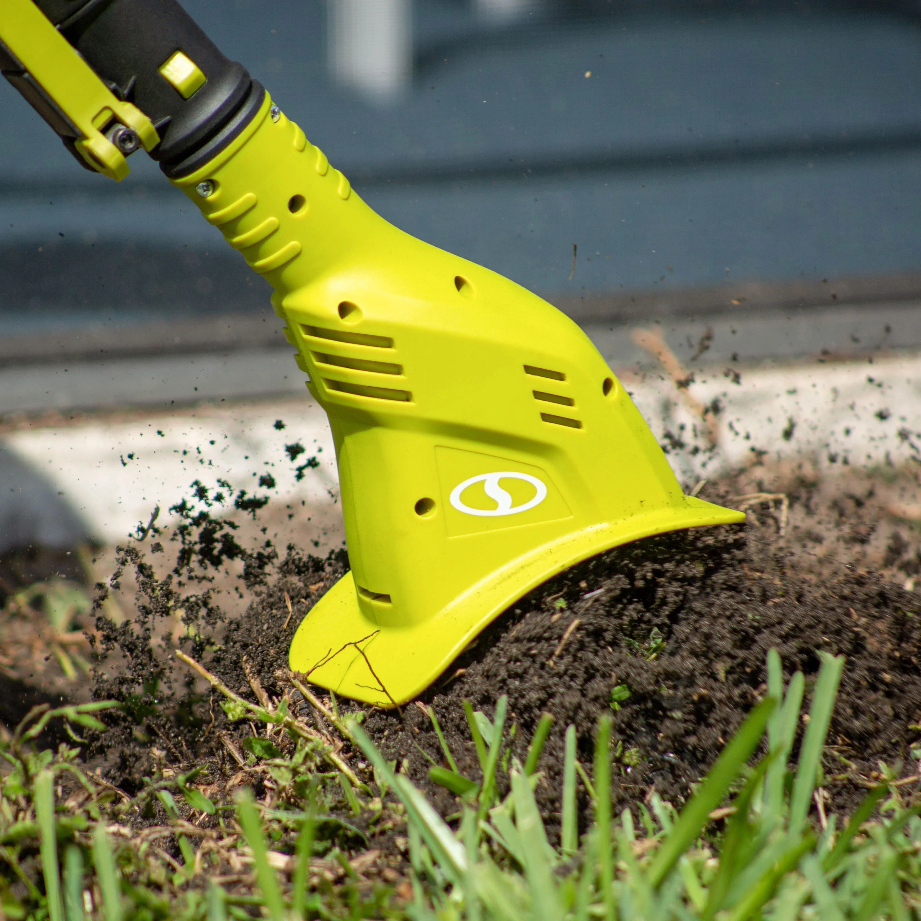 Sun Joe 24-Volt* IONMAX Cordless Garden Tiller + Cultivator Kit | 6-Inch Blade | W/ 2.0-Ah Battery + Charger (Green) - Image 9