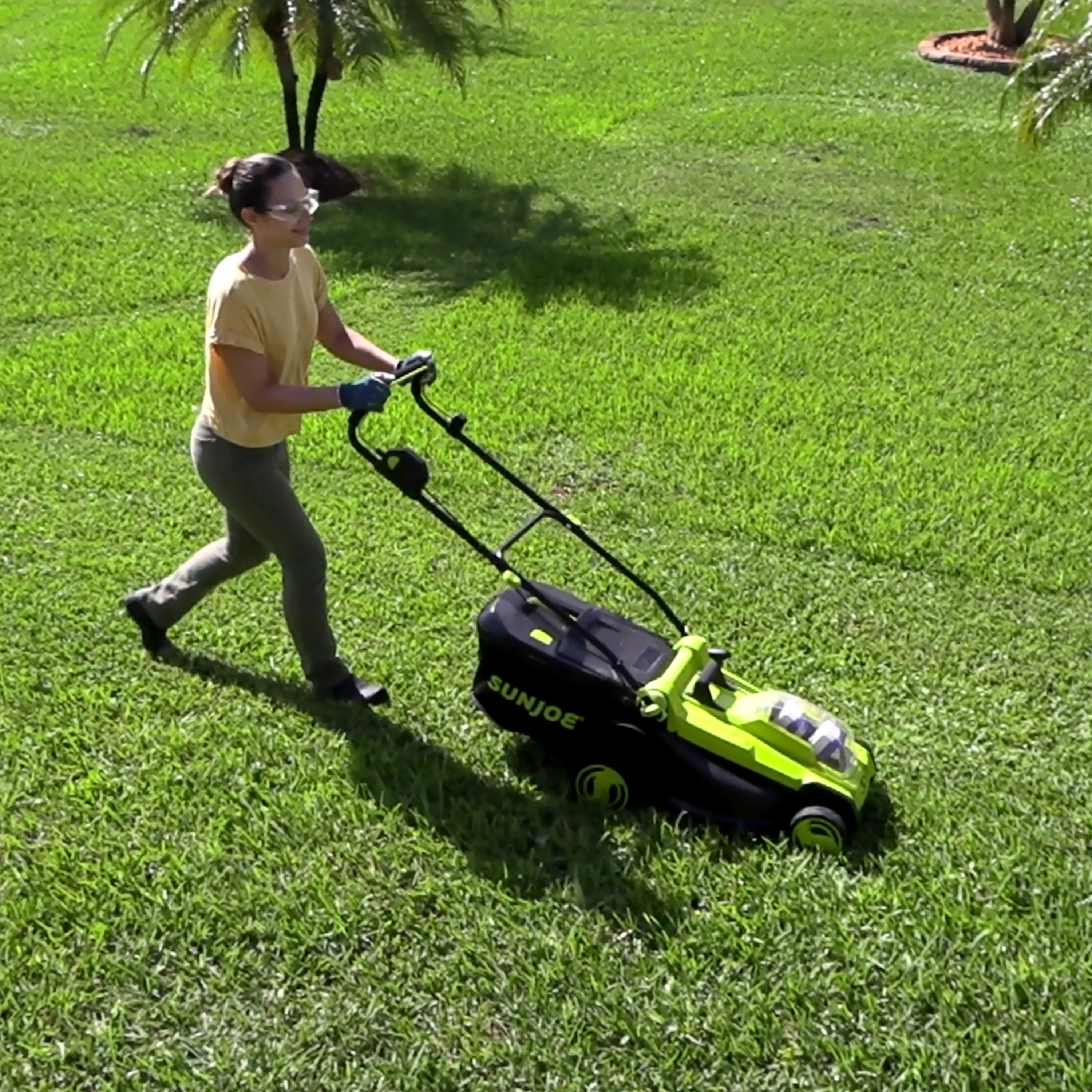 Sun Joe 48-Volt* IONMAX Cordless Lawn Mower Kit W/ Collection Bag | 17-inch | 6-Position | W/ 2 x 4.0-Ah Batteries + Charger - Image 12
