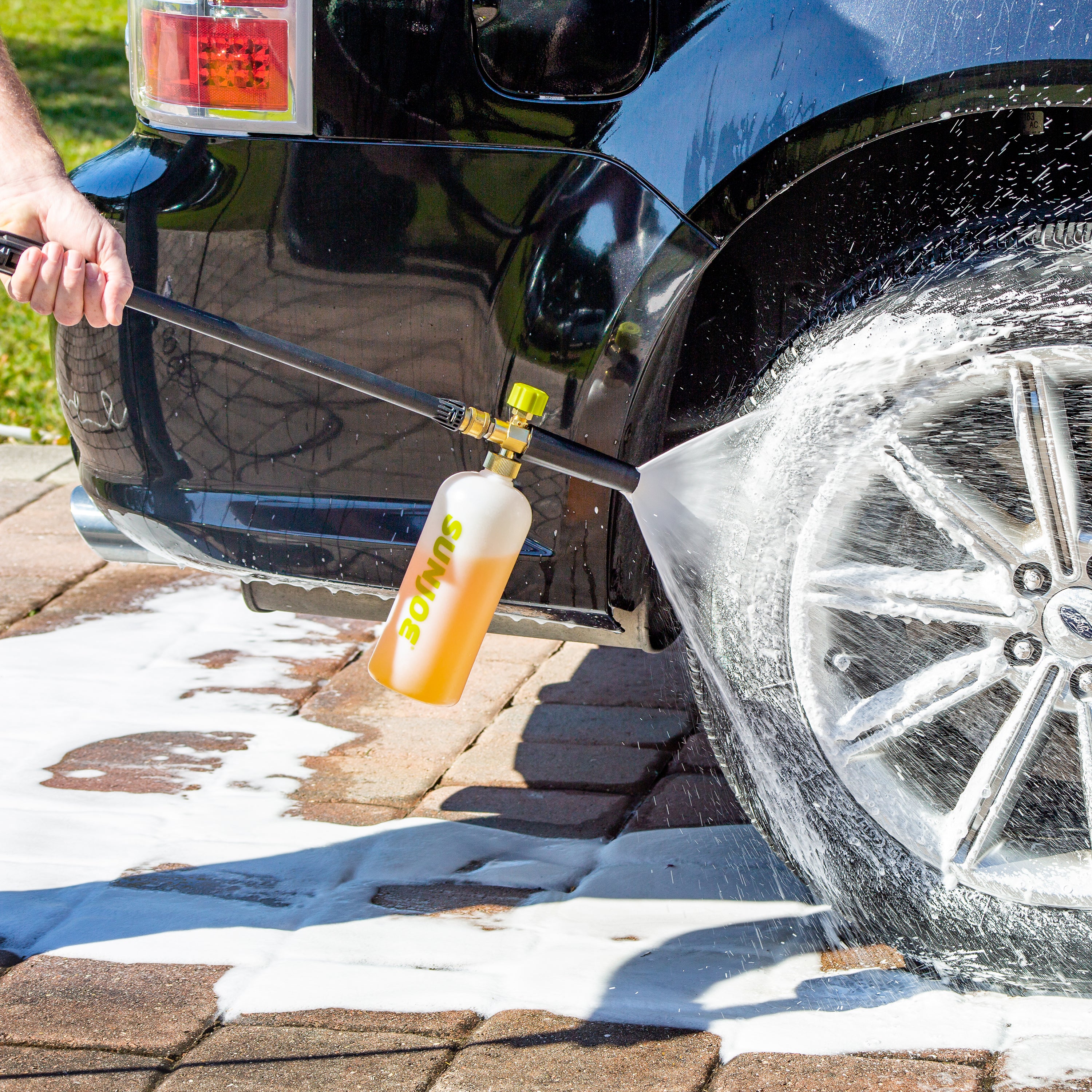 Sun Joe SPX-FC34-PRO Foam Cannon for SPX Series Electric Pressure Washers 34 Oz. | Quick Connect | Adjustable Spray Nozzle - Image 11